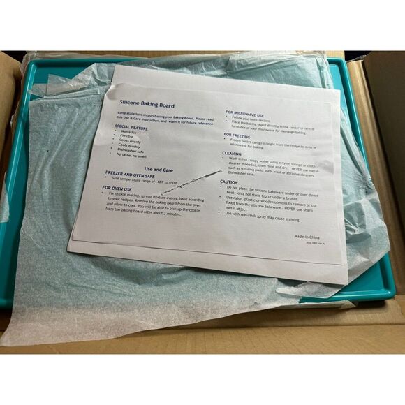 Brand New Set of 2 Aqua Blue Silicone Baking Boards Non-stick Flexible - Picture 7 of 8